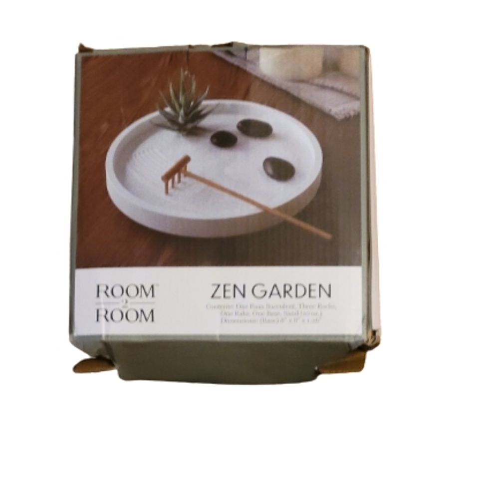 Room Essentials White and Brown Zen Garden Set